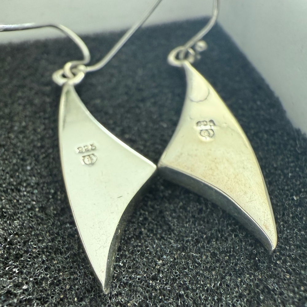 Village Silversmith Sterling Silver 925 Opal Stone Modern Curved Dangle Earrings - Picture 5 of 5